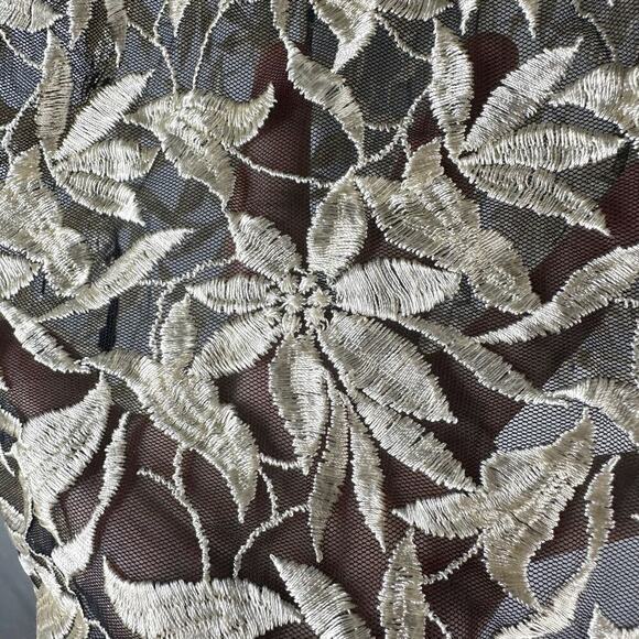 Victoria Secret Y2K Embroidered Floral Slip Chemise Nightgown Size Small - Picture 5 of 8